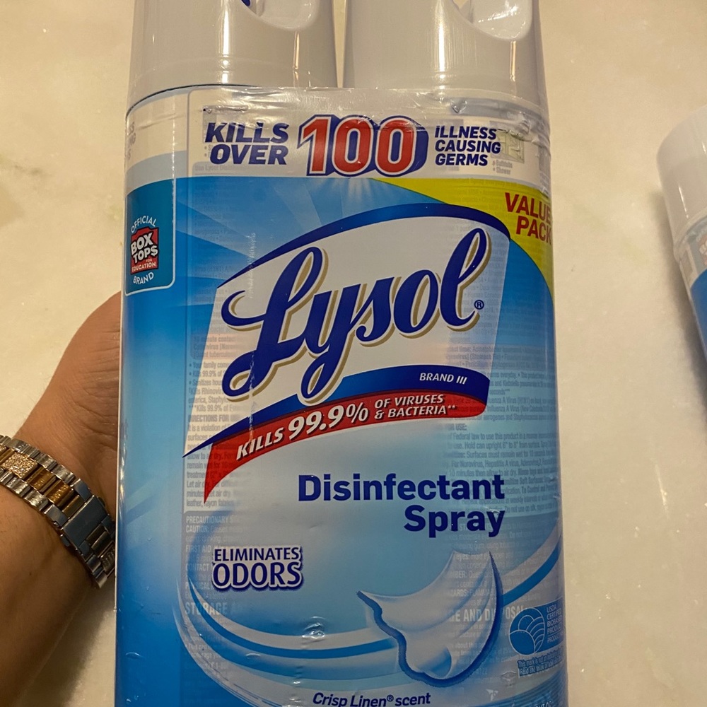Lysol desinfectant spray 19oz cans